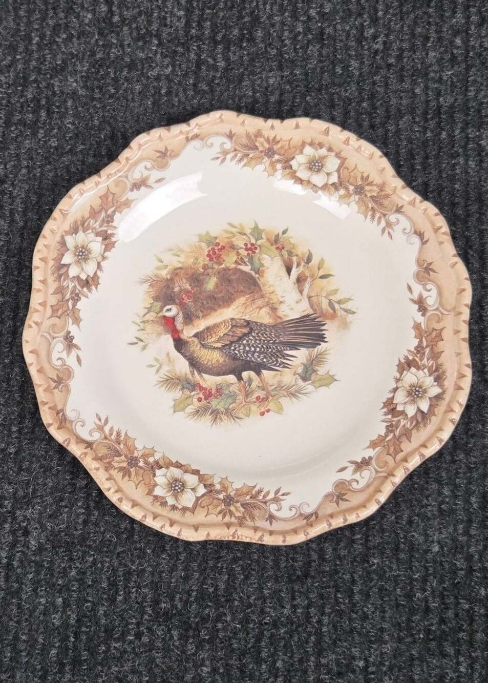 Cracker Barrel Woodland Turkey Salad Plate Size 8.5 Susan Winget